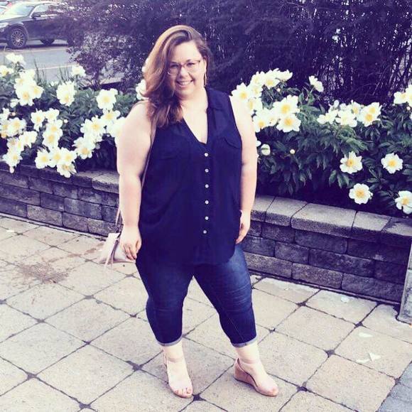 Meet your Posher, Annie - Picture 1 of 1